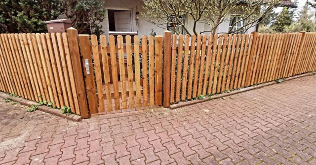 KDI Zaun⚒️😉 ihr habt auch Interesse an einen neuen Zaun dann schreibt uns 😉
#holz #holzarbeiten #natürlich #nachhaltigkeit #nachhaltigerrohstoff #zaun #zaunbau #fürth #nürnberg #ansbach #erlangen #gartenbau #garten #gartengestaltung #galabau #projekt #baustelle #beiderarbeit #baumaschine #montage #montagearbeit #lovemyjob #landscapephotography #outdoorfotografie