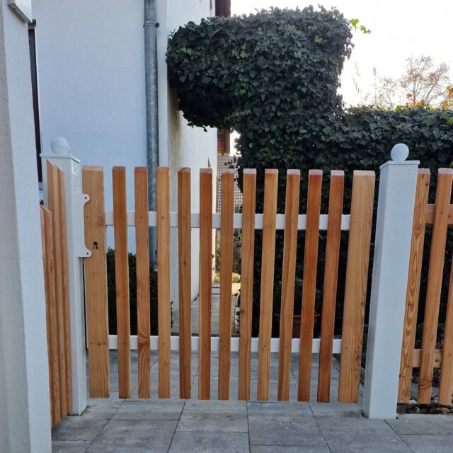 Lärchen Zaun 🌲⚒️
#holz #holzarbeiten #natürlich #nachhaltigkeit #nachhaltigerrohstoff #zaun #zaunbau #fürth #nürnberg #ansbach #erlangen #gartenbau #garten #gartengestaltung #galabau #projekt #baustelle #beiderarbeit #baumaschine #montage #montagearbeit #lovemyjob #landscapephotography #outdoorfotografie